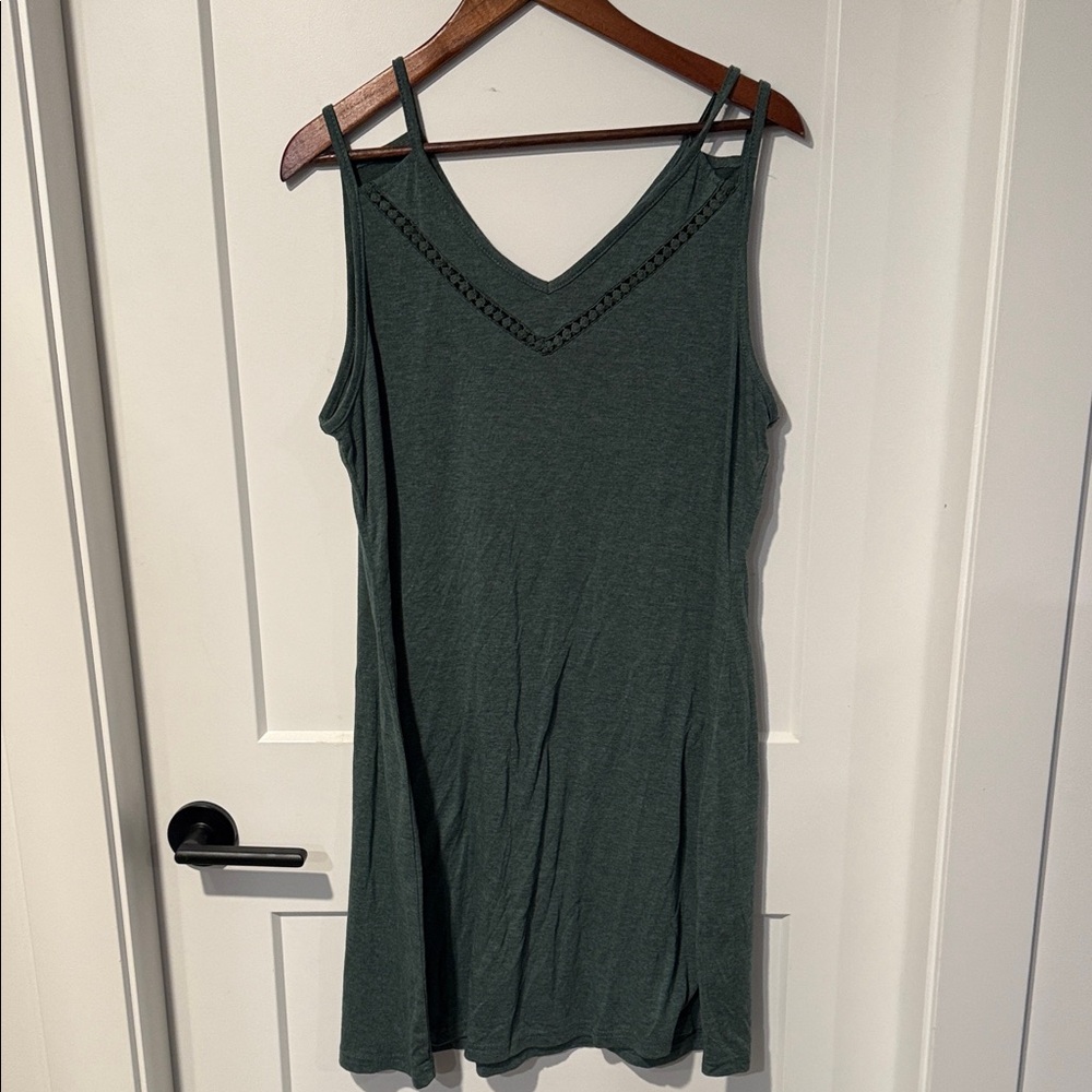 Women's Green Sleeveless Top